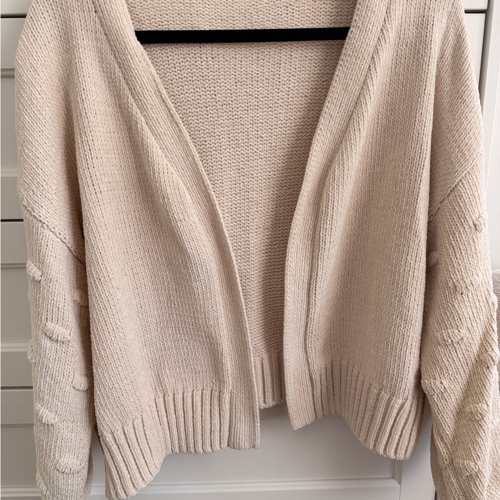 Moon & Madison Cream Open-Front Cardigan